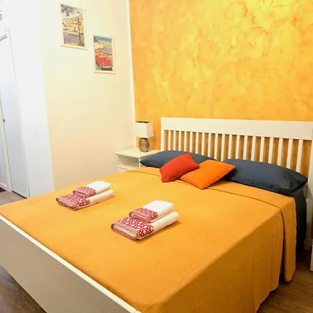 San Lorenzo Flat - Self Check-in *